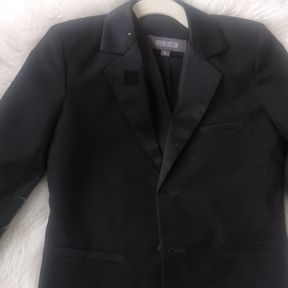Tuxedo Children's Size 6 - Picture 1 of 13